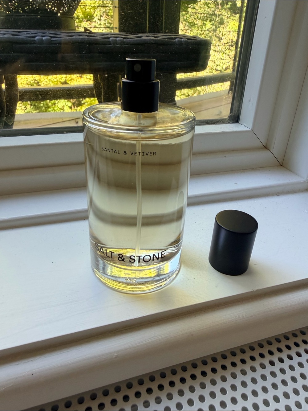 Salt & Stone-Santal & Vetiver Body Mist 3.4 oz - Picture 2 of 5